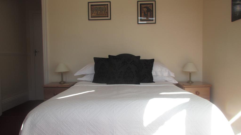 The Woodlands Hotel Ilfracombe Room photo